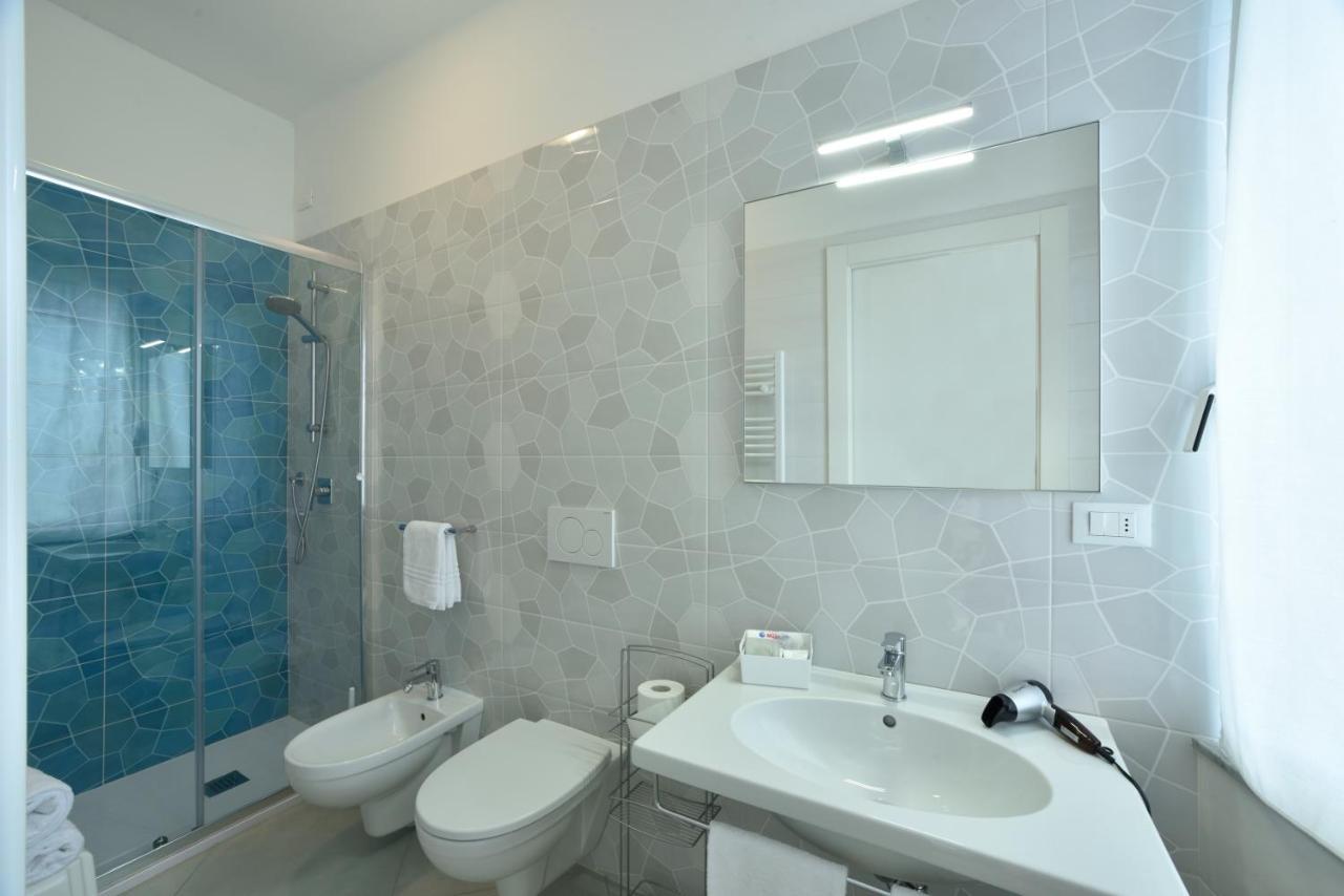 Hotel Bel Sit Alassio Ngoại thất bức ảnh